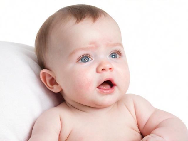 宝宝人生第一烧：幼儿急疹的三个特点及应对方法