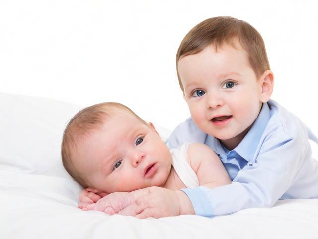 儿科主任提醒:新生儿发烧别自行用药