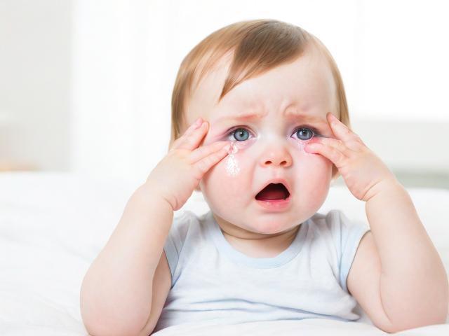 小儿反复发烧怎么办  儿童常见病防治指南