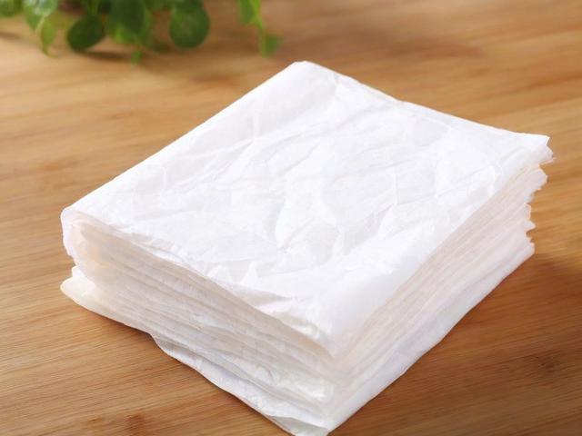 如何辨别有毒纸巾？看这两点！